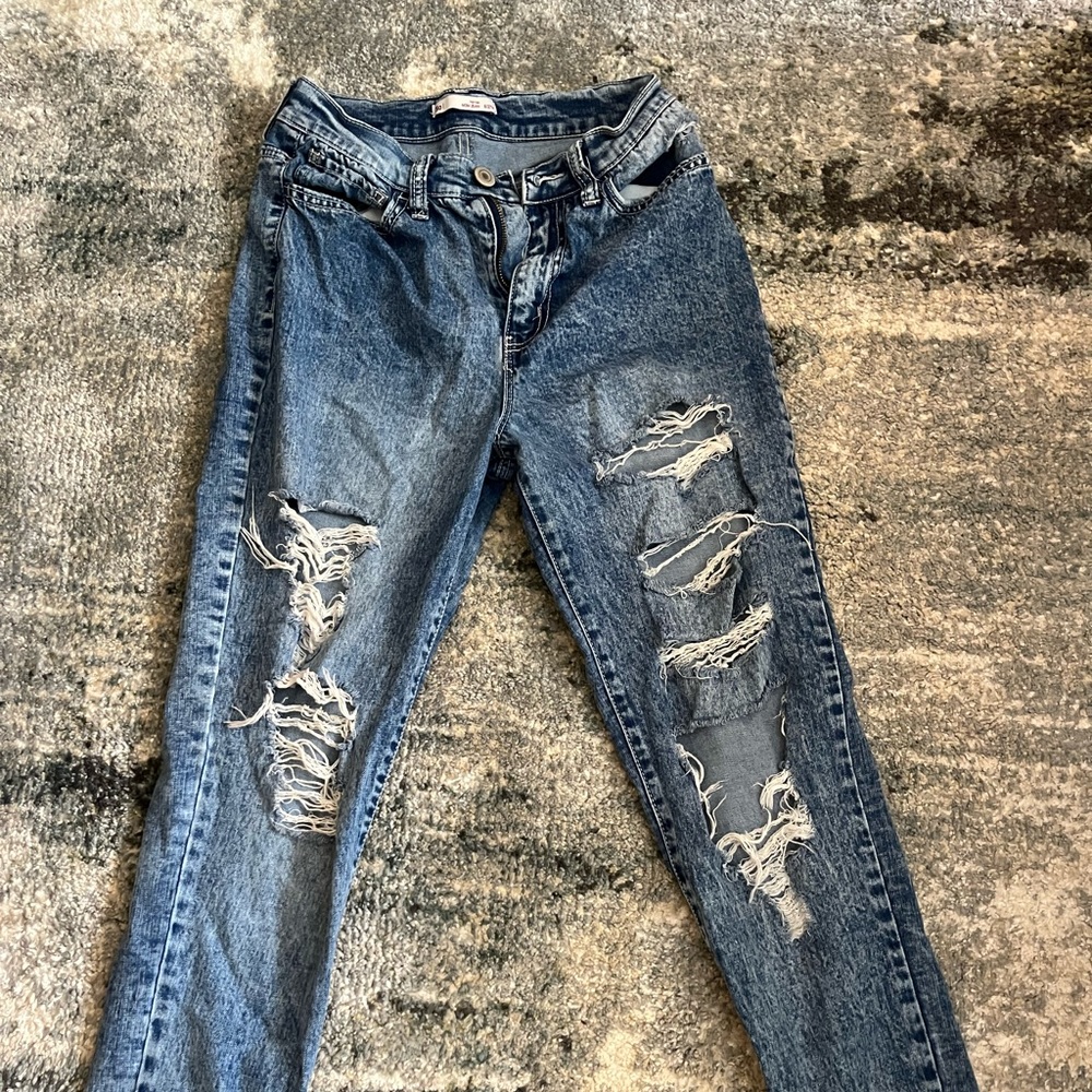 Teen ripped jeans